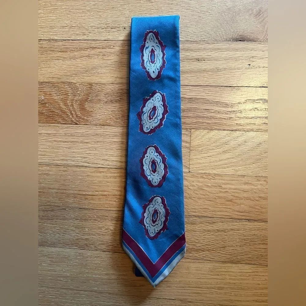 Calvin Klein Blue and Red Patterned Silk Tie